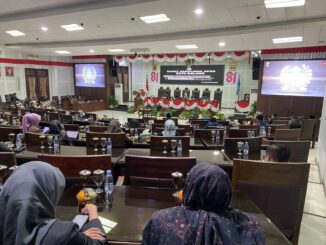 Rapat Paripurna Penyampaian Pandangan Fraksi terhadap Rancangan KUPA-PPAS APBD 2026 di Gedung DPRD Kota Malang, Selasa (18/8/2026).