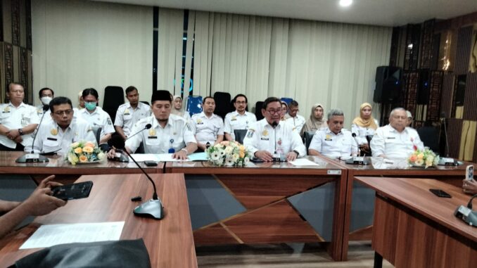 Direktur RSSA Pastikan Pasien Aman dan Layanan Normal Pasca Kebakaran Dapur Gizi, Rabu (9/9/2026) malam.