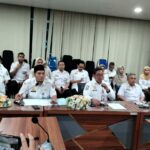 Menanggapi kejadian tersebut, Direktur RSSA Malang Dr. dr. Mochamad Bachtiar Budianto menyampaikan permohonan maaf secara terbuka kepada para awak media.