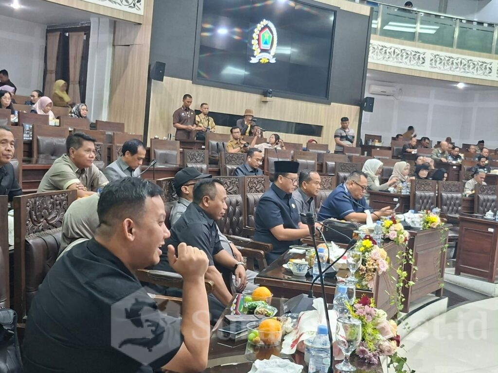 Suasana rapat paripurna DPRD Kota Malang