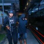 Kanwil Ditjenpas Jatim Pindahkan 45 Warga Binaan Risiko Tinggi ke Nusakambangan. (ist).