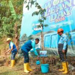 Jaga Sumber Air, Tugu Tirta Gandeng DLH Kota Malang Tanam 500 Bibit Pohon di Merjosari. (Sumber Humas Tugu Tirta).