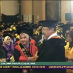Dwi Purwaningtyas menerima penghargaan pada wisuda Universitas Wisnuwardhana Malang, 10 Oktober 2026. (ist).