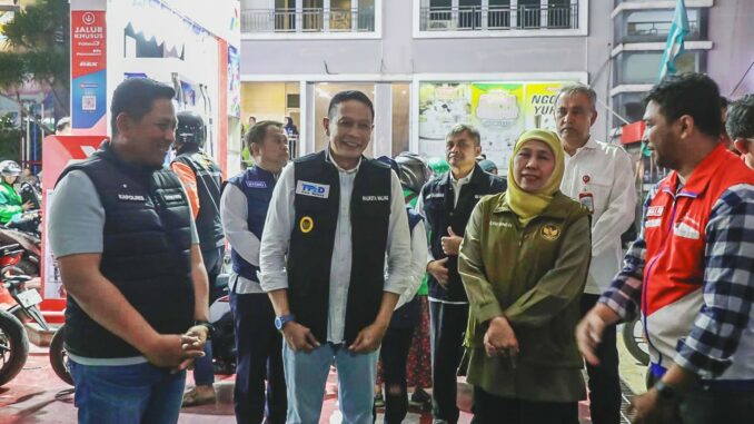 Gubernur Khofifah Sebut Stok BBM Aman Sampai 31 Oktober, Imbau Warga Jatim Jangan Panic Buying. (istimewa).